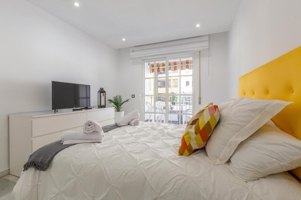 Apartamento La Victoria Daire Málaga Dış mekan fotoğraf