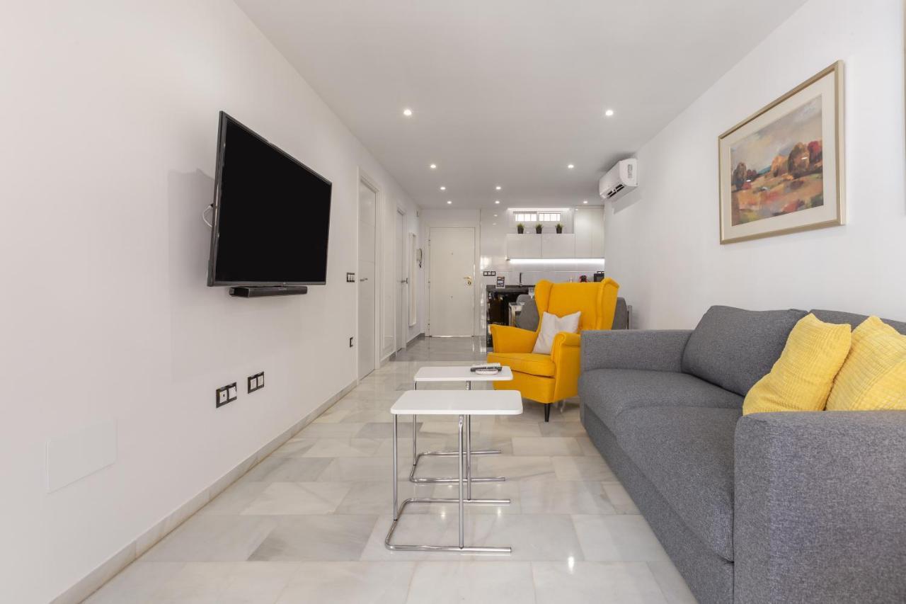 Apartamento La Victoria Daire Málaga Dış mekan fotoğraf