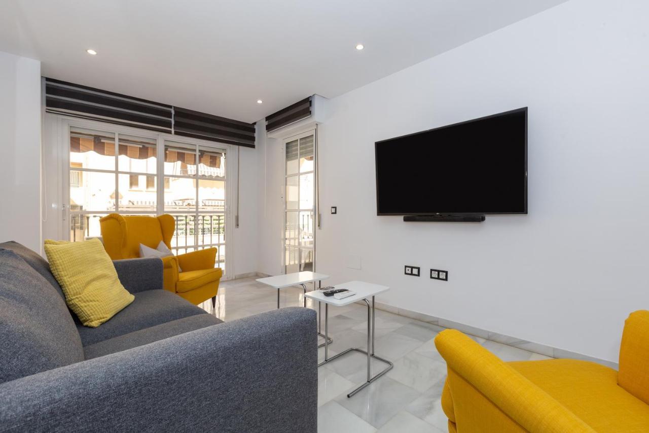 Apartamento La Victoria Daire Málaga Dış mekan fotoğraf