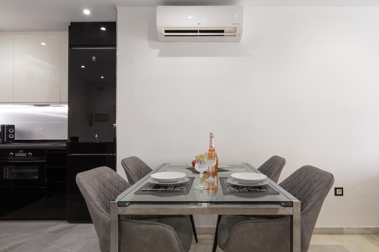 Apartamento La Victoria Daire Málaga Dış mekan fotoğraf