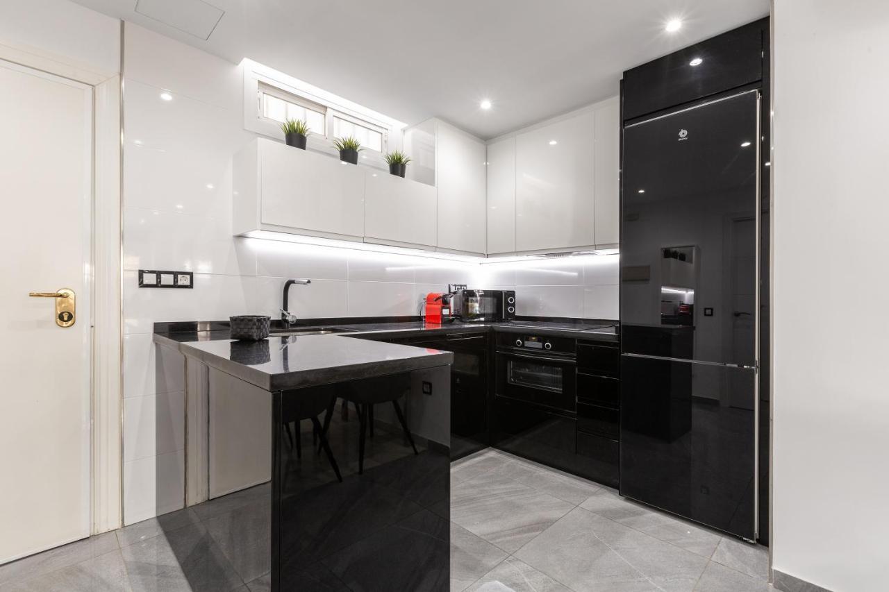 Apartamento La Victoria Daire Málaga Dış mekan fotoğraf