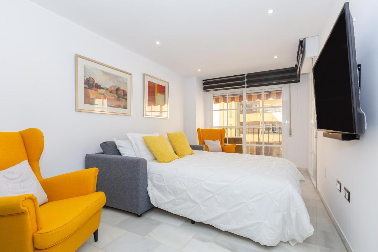 Apartamento La Victoria Daire Málaga Dış mekan fotoğraf