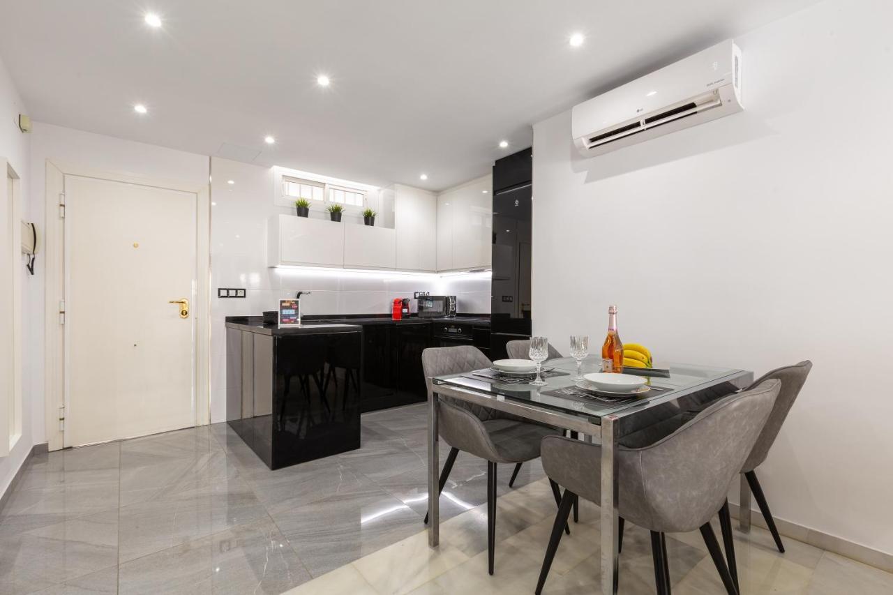 Apartamento La Victoria Daire Málaga Dış mekan fotoğraf